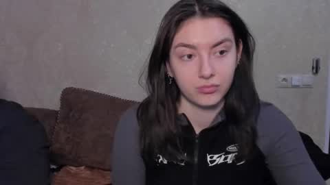 lizzi_muur online show from 13, 1, 2026