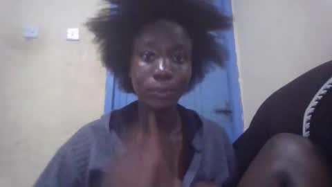 Snapshot of lizzie2020 chatting on 19, 5, 2026 lizzie2020 online show from 19, 5, 2026