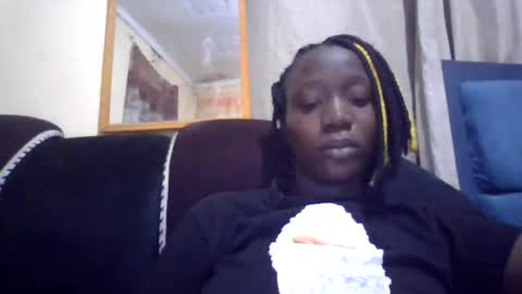 Snapshot of lizzie2020 chatting on 13, 6, 2026 lizzie2020 online show from 13, 6, 2026