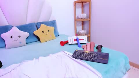 lizzie_williamss online show from 19, 9, 2025