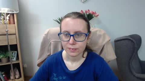 Snapshot of lizzy_sparkle chatting on 21, 4, 2026 Lizzy online show from 21, 4, 2026