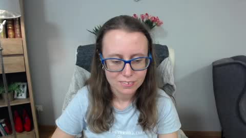 Snapshot of lizzy_sparkle chatting on 6, 5, 2026 Lizzy online show from 6, 5, 2026