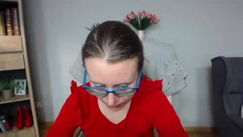 Snapshot of lizzy_sparkle chatting on 18, 5, 2026 Lizzy online show from 18, 5, 2026