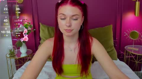 Snapshot of lizzybex chatting on 5, 3, 2025 Lizzy online show from 5, 3, 2025