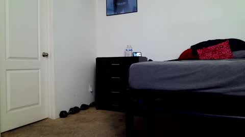 LL Cool Jake online show from 13, 10, 2025