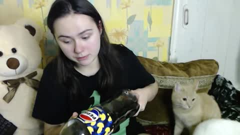 Snapshot of llevella chatting on 27, 10, 2025 Sevy online show from 27, 10, 2025