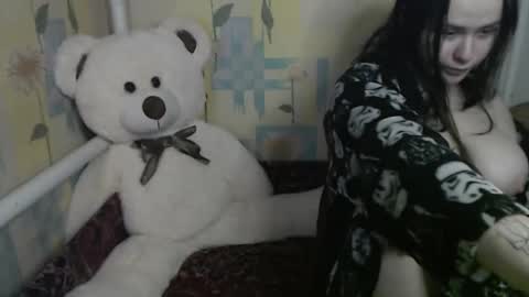 Snapshot of llevella chatting on 28, 10, 2025 Sevy online show from 28, 10, 2025