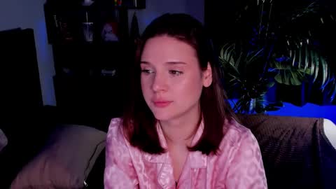 Arina online show from 7, 3, 2025