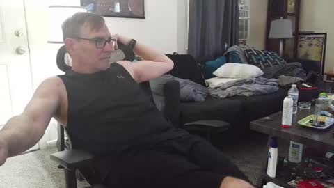 Snapshot of lngdickdaddy chatting on 23, 11, 2025 LongDick Daddy online show from 23, 11, 2025