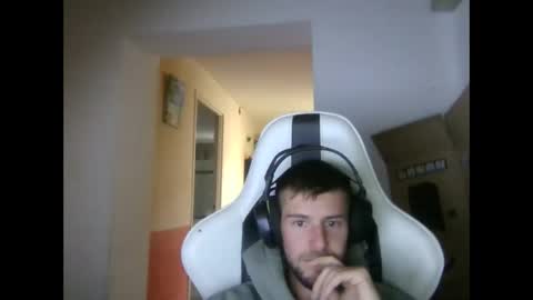 Snapshot of lobotomy54 chatting on 11, 9, 2025 lobo online show from 11, 9, 2025