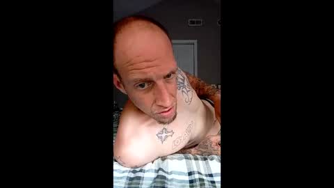 Snapshot of lockej7402 chatting on 8, 6, 2026 lockej7402 online show from 8, 6, 2026