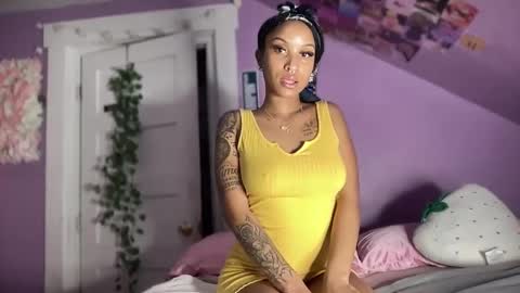 Snapshot of locsoffun chatting on 16, 12, 2024 Dashaa online show from 16, 12, 2024