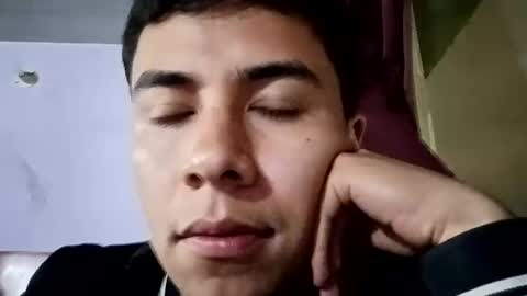 Snapshot of lof_ly08 chatting on 5, 3, 2025 lof_ly08 online show from 5, 3, 2025