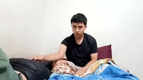 Snapshot of lof_ly08 chatting on 7, 3, 2025 lof_ly08 online show from 7, 3, 2025