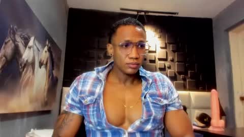 Snapshot of logan_varela chatting on 9, 12, 2024 logan_varela online show from 9, 12, 2024