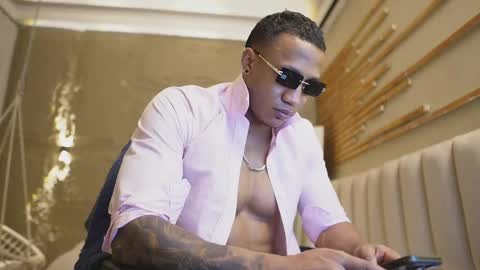 logan_varela online show from 23, 4, 2026