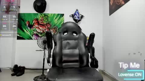 Snapshot of logan_whitters01 chatting on 21, 6, 2026 LOGAN WHITTERS online show from 21, 6, 2026