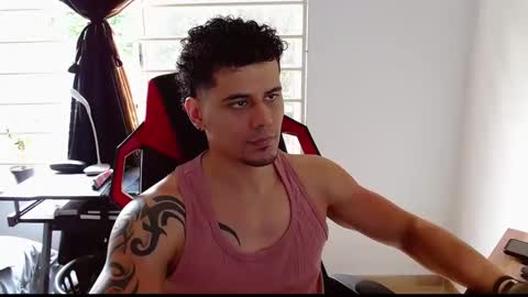 Snapshot of loganandrwz chatting on 9, 2, 2026 Loganandrwz online show from 9, 2, 2026