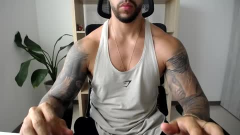 Snapshot of loganhod chatting on 26, 5, 2026 Logan Wolfp online show from 26, 5, 2026
