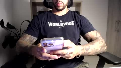 Logan Wolfp online show from 6, 7, 2026