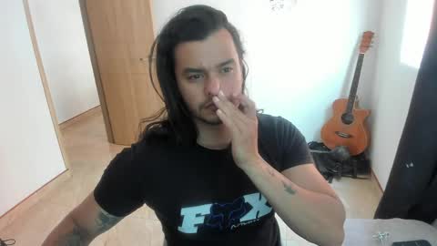 Snapshot of loganhot22 chatting on 18, 4, 2026 Logan online show from 18, 4, 2026
