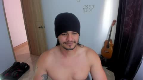 Snapshot of loganhot22 chatting on 28, 4, 2026 Logan online show from 28, 4, 2026