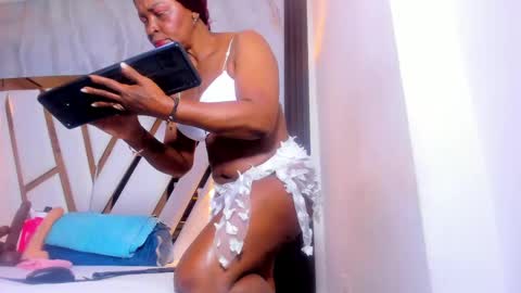 Lola online show from 23, 9, 2025