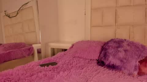 lola_js online show from 27, 10, 2025