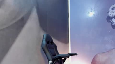 lola red online show from 28, 2, 2025