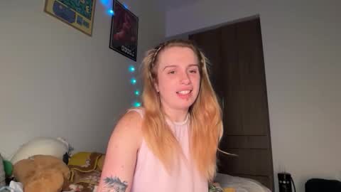 Snapshot of lolaa555 chatting on 3, 4, 2026 lolaa555 online show from 3, 4, 2026