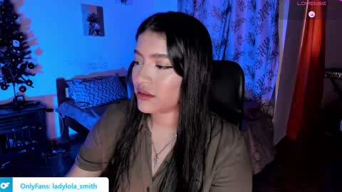 lolaasmith_21 online show from 25, 12, 2024