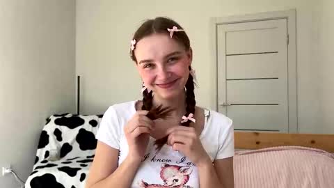 lolaatate online show from 12, 3, 2026