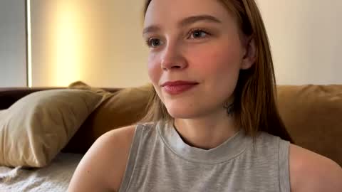 lolaatate online show from 11, 4, 2026