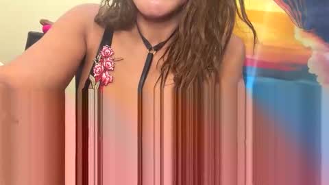 lolaflyy online show from 28, 4, 2026