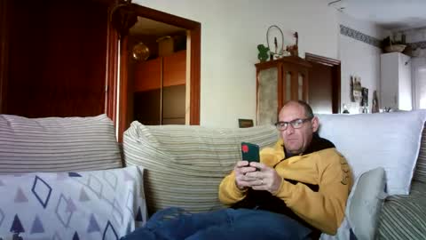 LOLA HUESO y ERIC online show from 17, 2, 2025