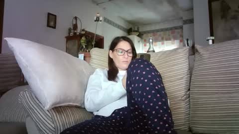 LOLA HUESO y ERIC online show from 19, 1, 2026