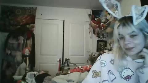 Lola Lixx online show from 4, 1, 2025