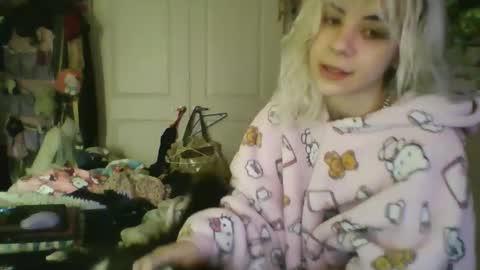 Lola Lixx online show from 22, 1, 2025