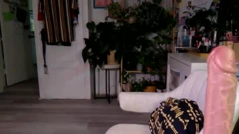 Snapshot of lolalustful chatting on 28, 12, 2024 Lola Lustful online show from 28, 12, 2024