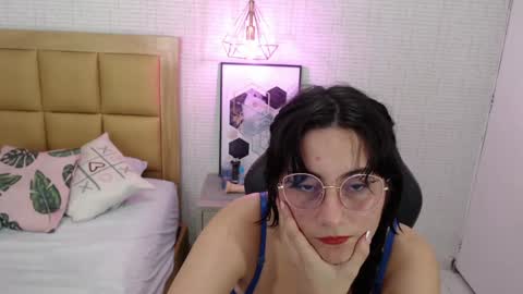 LOLA online show from 5, 2, 2025