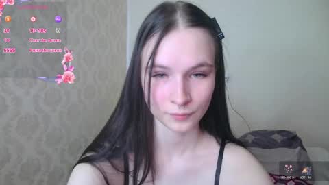 Snapshot of lolavibe6 chatting on 4, 5, 2026 Lola online show from 4, 5, 2026