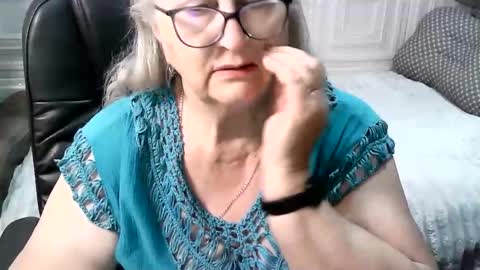 LolkaAlyss online show from 2, 6, 2026