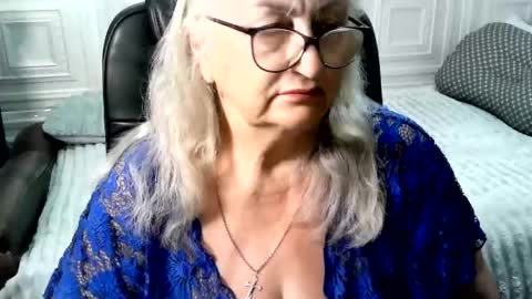 Snapshot of lolkaalyss chatting on 18, 7, 2026 LolkaAlyss online show from 18, 7, 2026