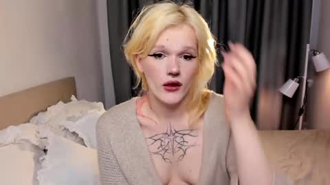 Snapshot of lollita_morgan chatting on 23, 4, 2026 lollita online show from 23, 4, 2026
