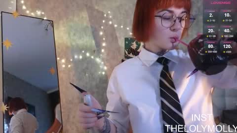 Molli online show from 19, 12, 2025