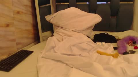 Snapshot of lolypo61700 chatting on 16, 1, 2025 lolypo61700 online show from 16, 1, 2025