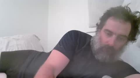 THE SEXIEST MAN ALIVE online show from 17, 10, 2025