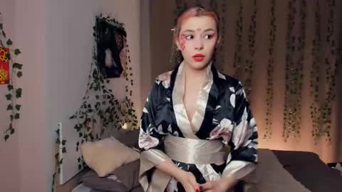 Lona online show from 9, 1, 2026