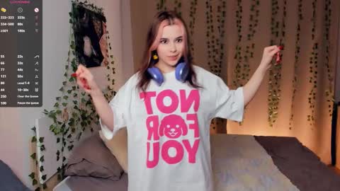 Lona online show from 13, 1, 2026