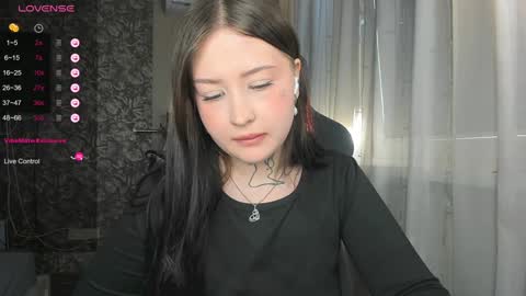 Snapshot of lonalye chatting on 24, 12, 2024 lona online show from 24, 12, 2024